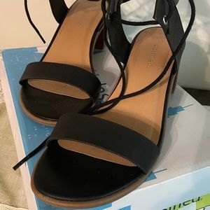 Womens CityClassified strap low heel dress sandal